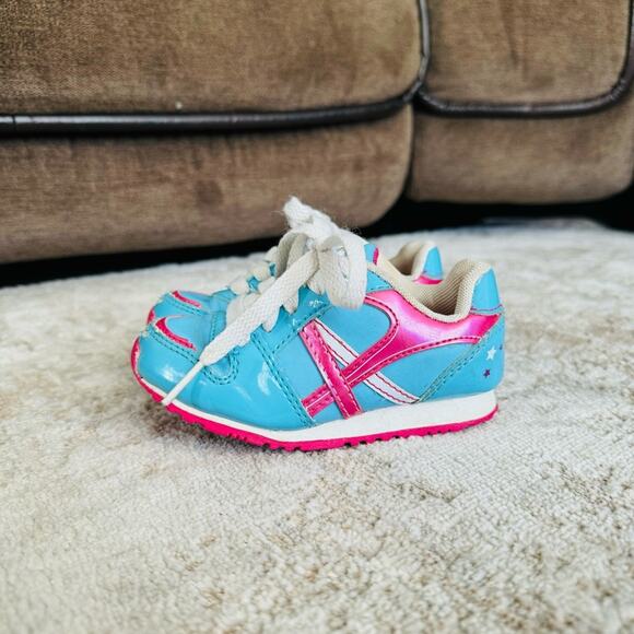 Circo pink and blue Y2K toddler lace up sneakers size 7 - Picture 1 of 8